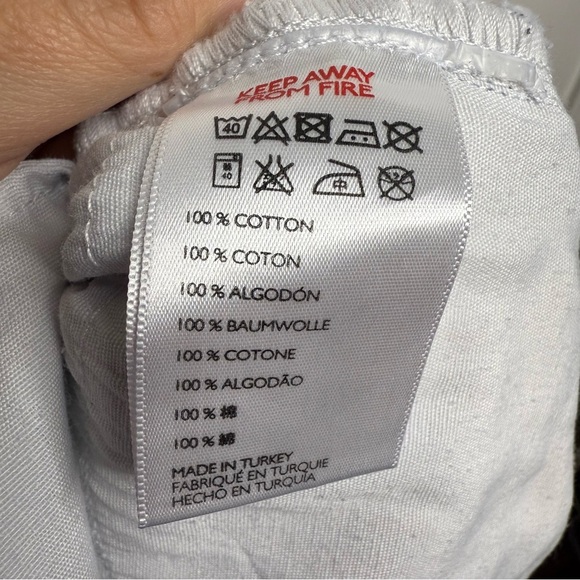 BDG Blue and Red Mom Jean Shorts High-Waisted Striped  Size Womens 30 GUC - Picture 6 of 7